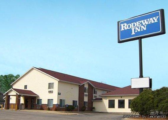 Rodeway Inn Cedar Rapids Exterior foto